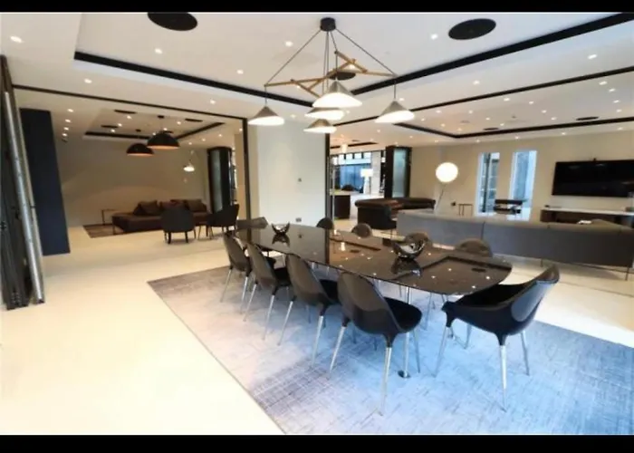 Luxurious Manchester City Centre 2 Bed Apartment