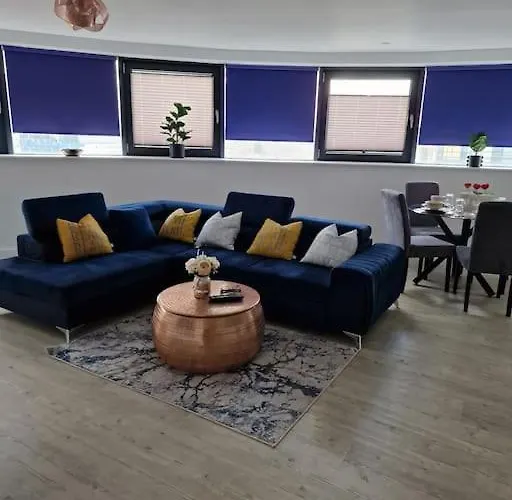 Luxury 2 Bed